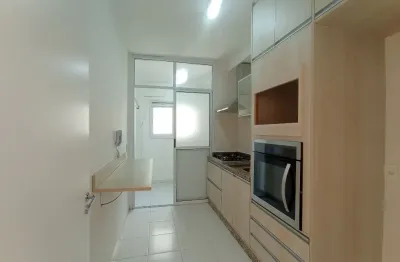 Apartamento para alugar no alphaview barueri – 61m², 2 dorms, suíte, cozinha planejada, vista para praça