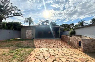 Imóvel exclusivo em bairro valorizado, oferecendo conforto, segurança e uma arquitetura diferenciada