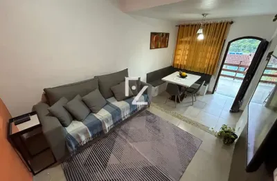 Morar entre as montanhas, cercado de natureza e liberdade, casa de 3 quartos no coração da taquara