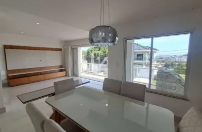 Casa à venda em Rio de Janeiro, Taquara, com 4 quartos, com 331 m², Residencial Verde Ville