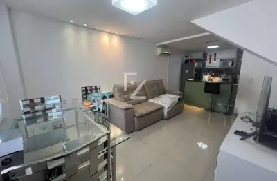 Casa à venda e para alugar em Rio de Janeiro, Jacarepaguá, com 2 suítes, com 80 m²