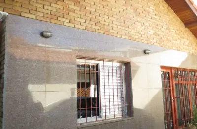 Imóvel para venda com 290 metros com 4 quartos, 4 banheiros, 3 vagas próximo ao andorinha