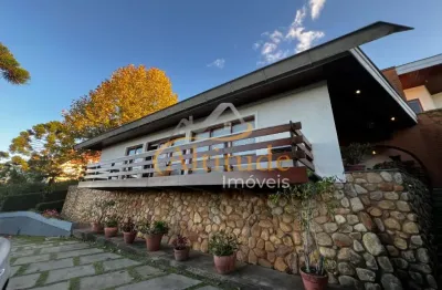 Casa com projeto original em uma das regiões mais valorizadas de campos do jordão