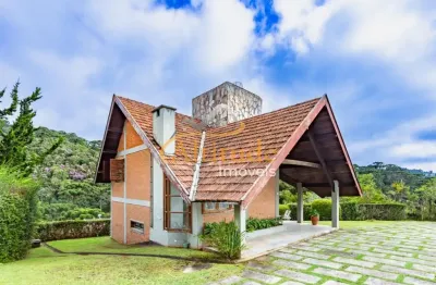 Residência no domaine saint germain cercada por natureza
