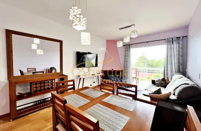 Apartamento térreo com varanda envidraçada e vista no Résidentiel YY Eté Et Hiver