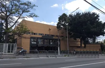 Barracão / Galpão / Depósito com 10 salas para alugar na Avenida Interlagos, Interlagos, São Paulo