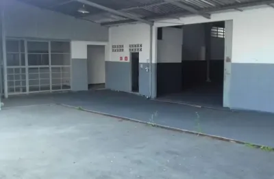 Barracão / Galpão / Depósito com 4 salas para alugar na Rua Padre Chico, Santo Amaro, São Paulo