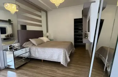 Cobertura exclusiva, mobiliada, com piscina privativa e 6 vagas em campinas