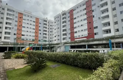 Apartamento 2 dormitórios com sol da manhã, condomínio completo, garagem e sacada