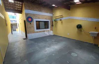 Sobrado geminado a venda na praia grande, bairro maracanã, 2 suites e 2 vagas vista mar