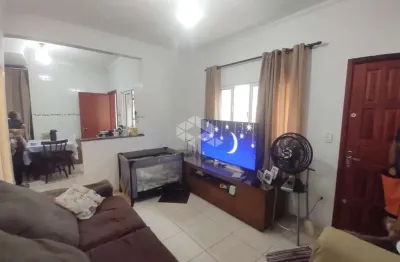 Sobrado em condominio a venda na praia grande, bairro mirim com 2 quartos e 1 vaga.