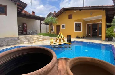 Ótima casa à venda no condomínio residence plaza – região da granja viana ii