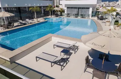 Aluguel anual | alto padrão no centro de balneário camboriú no edifício falcon tower