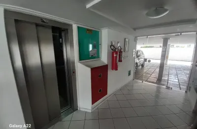 Aptº de 3 quartos (sendo 2 suítes), próximo à principal dos bancários