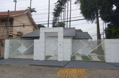 Casa com 3 quartos à venda no Horto Municipal, Campos dos Goytacazes 