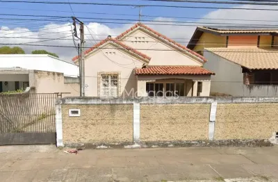 Excelente espaço para construção do seu negócio, terreno com 912 m² na região central.  terreno com 2 casas antigas para reforma ou demolição, terreno amplo com 12 de testada e mais adiante abre para