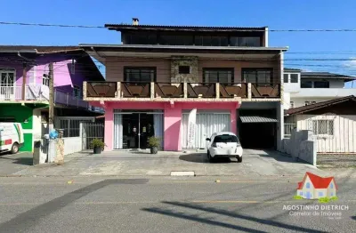 Sobrado comercial/residencial c/aprox.350 m2 c/area de churrasqueira + quitinete no bairro aventureiro!