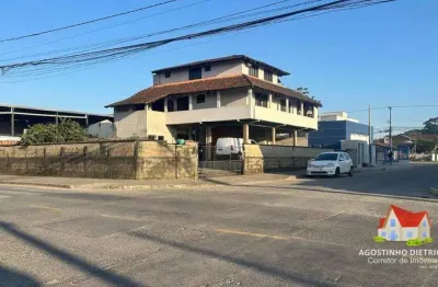 Sobrado residencial c/03 pisos c/02 aptos e 02 quitinetes e terreno de esquina no bairro aventureiro!