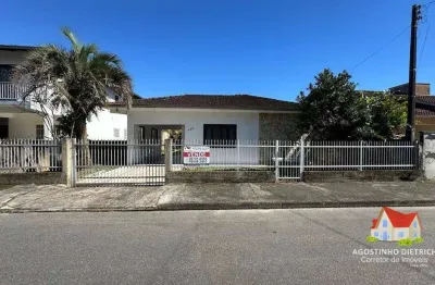 Residencia em alvenaria c/laje + terreno c/area total de 343,00 m2 no bairro iririu!