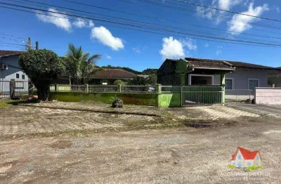 Residencia em alvenaria c/laje c/03 quartos + terreno c/area de 405,00 m2 no bairro aventureiro!