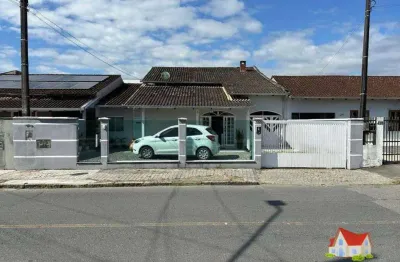 Residencia c/parte averbada c/area de aprox.170 m2 + terreno c/300m2 no bairro aventureiro!