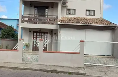 Casa com 5 quartos à venda no Centro, Penha 