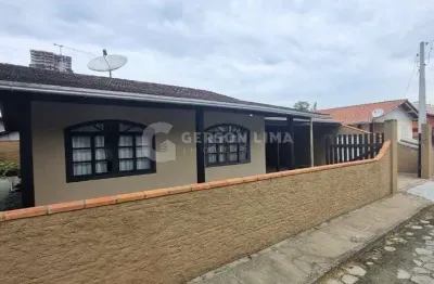 Casa com 3 quartos à venda no Centro, Penha 