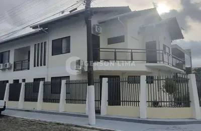 Casa com 6 quartos à venda na Praia de Armação do Itapocorói, Penha 