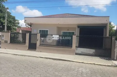Casa com 4 quartos à venda no Centro, Penha 