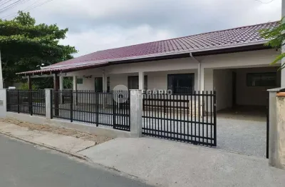 Casa com 3 quartos à venda na Praia de Armação do Itapocorói, Penha 