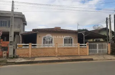 Casa com 5 quartos à venda na Praia de Armação do Itapocorói, Penha 