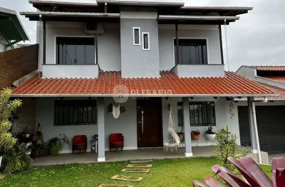 Casa com 4 quartos à venda no Centro, Penha 