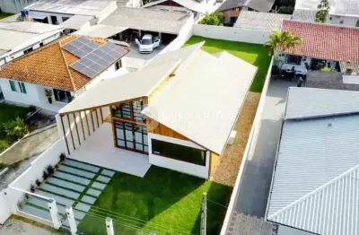 Casa com 3 quartos à venda no Centro, Ilhota 