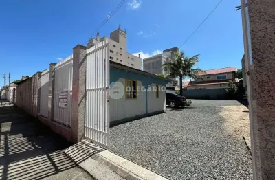 Terreno à venda no Armação, Penha 