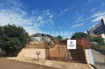 Casa com 4 quartos à venda no Centro, Toledo 