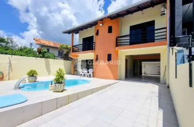 Casa com 4 quartos à venda no Centro, Penha 