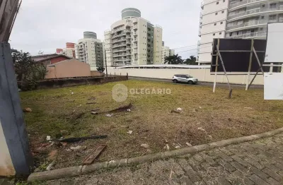 Terreno à venda no Centro, Penha 