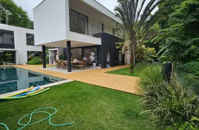 Belíssima casa mobiliado  itanhamgá barra da tijuca locação