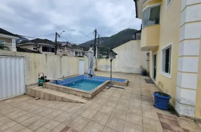 Casa em condomínio fechado com 3 quartos para alugar na Estrada dos Bandeirantes, 01, Vargem Pequena, Rio de Janeiro