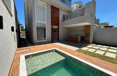 Casa de condomínio com 4 quartos para venda ou aluguel, 300m² -