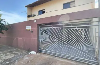 Casa com 3 quartos à venda no Jardim Santo Eduardo, Rolândia 