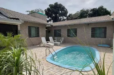 Casa com 3 quartos à venda no Centro, Rolândia 