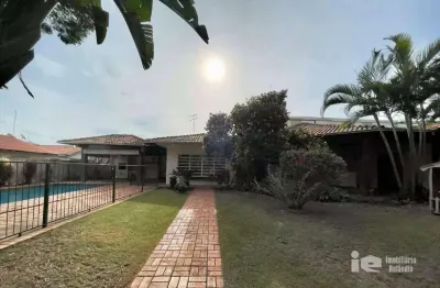 Casa com 3 dormitórios à venda, 348 m² por r$ 1.500.000,00 - centro - rolândia/pr