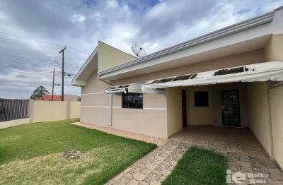 Casa com 2 quartos para alugar no Centro, Rolândia 