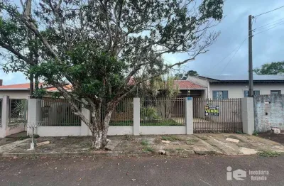 Casa com 3 dormitórios à venda, 135m² por R$495.000 - Jardim Capricornio - Rolândia/PR