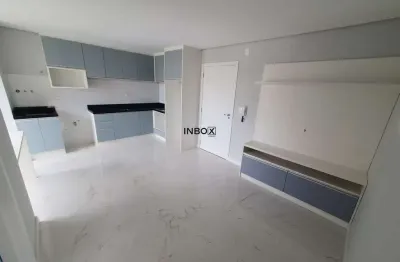 Apartamento de 02 dormitórios semimobiliado com 65,47m² privativos no bairro borgo