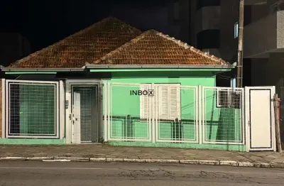 Inbox cia imobiliaria aluga casa comercial em otima localização