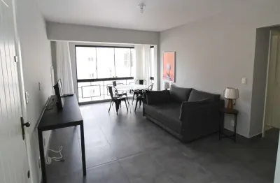 Apartamento mobiliado de 2 quartos no centro de bento gonçalves