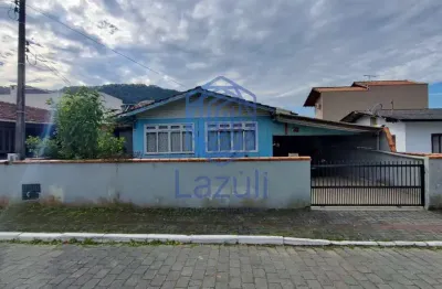 Terreno frente duas ruas localizado no bairro gravatá em navegantes sc