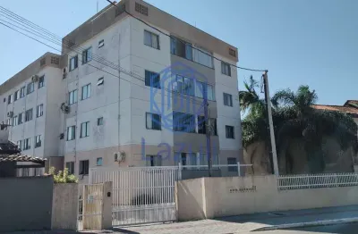 Ótimo apartamento na praia de armação a 800 metros do parque beto carrero em penha - sc.